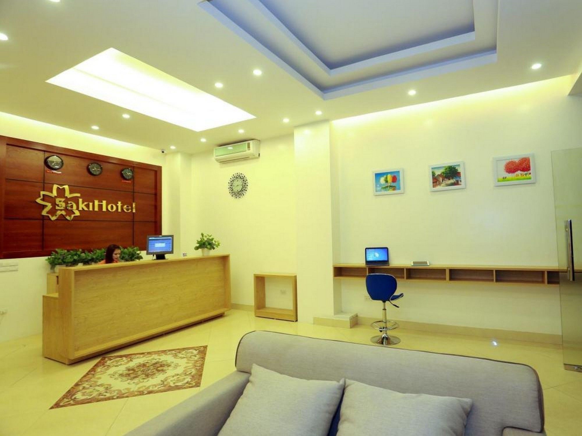 Oyo 210 Saki Hotel Hanoi Dış mekan fotoğraf